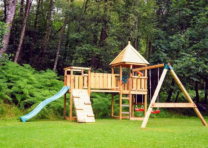 Woodland Pine Lodge